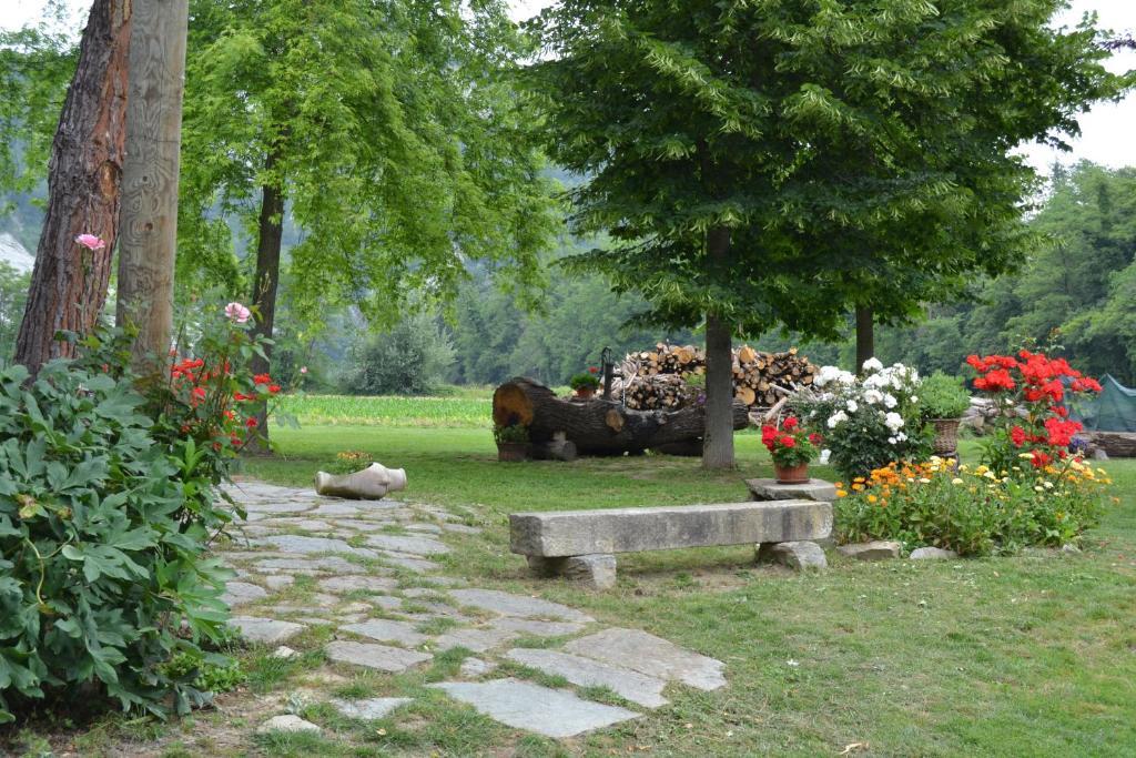 Trattoria Vecchio Mulino Niella Tanaro Bagian luar foto